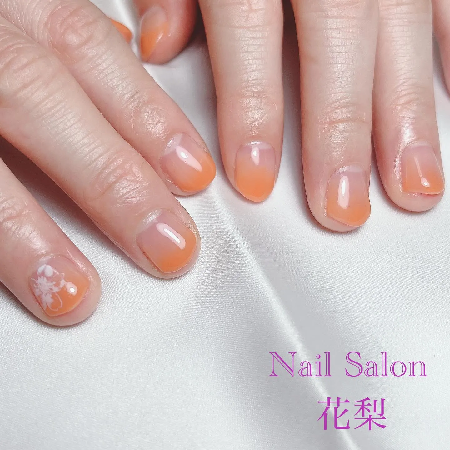 卒業式の着物に合わせてオレンジのグラデーション🧡