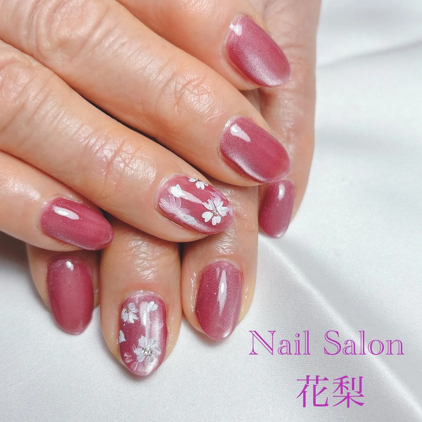 マグネットをベースに桜ネイル🌸