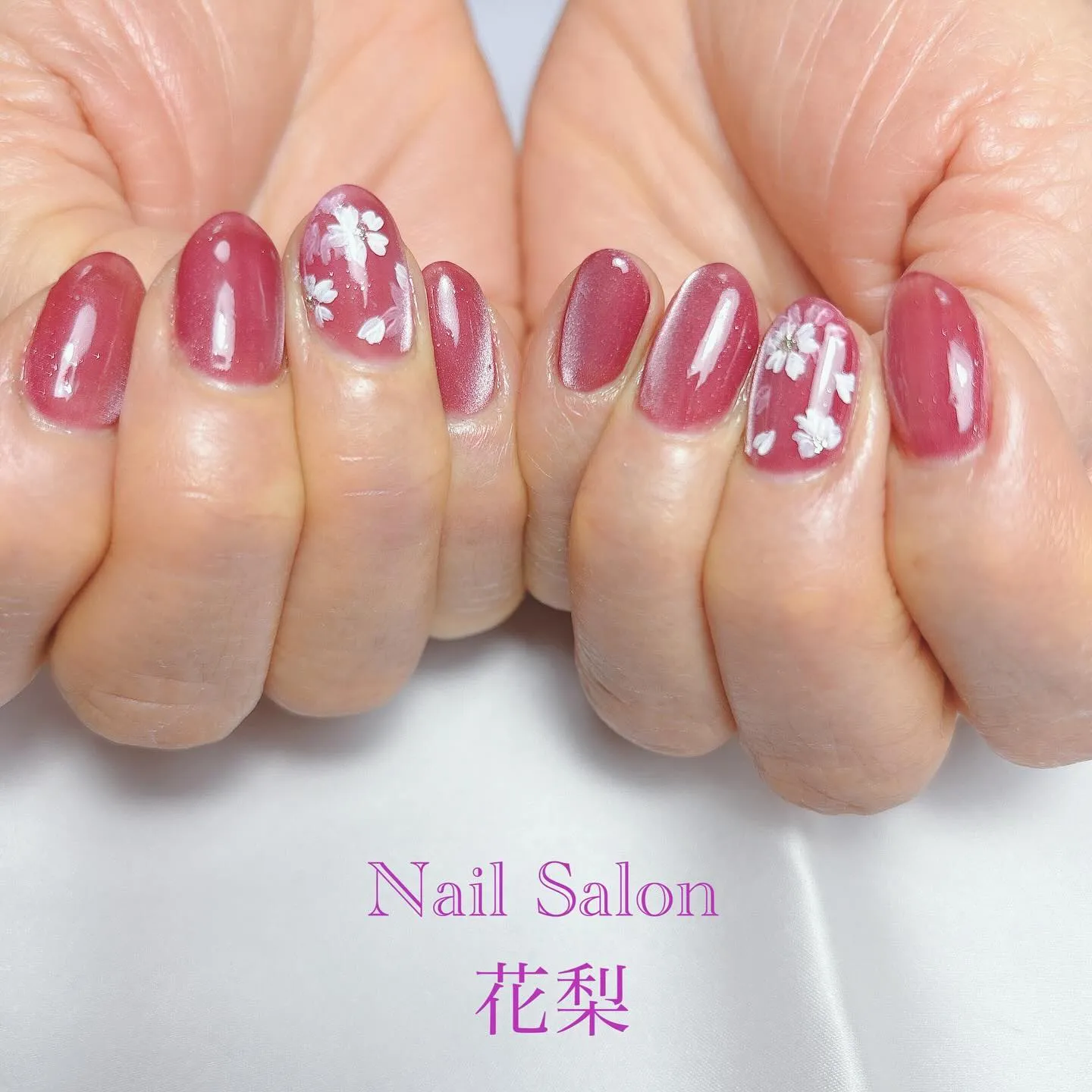 マグネットをベースに桜ネイル🌸