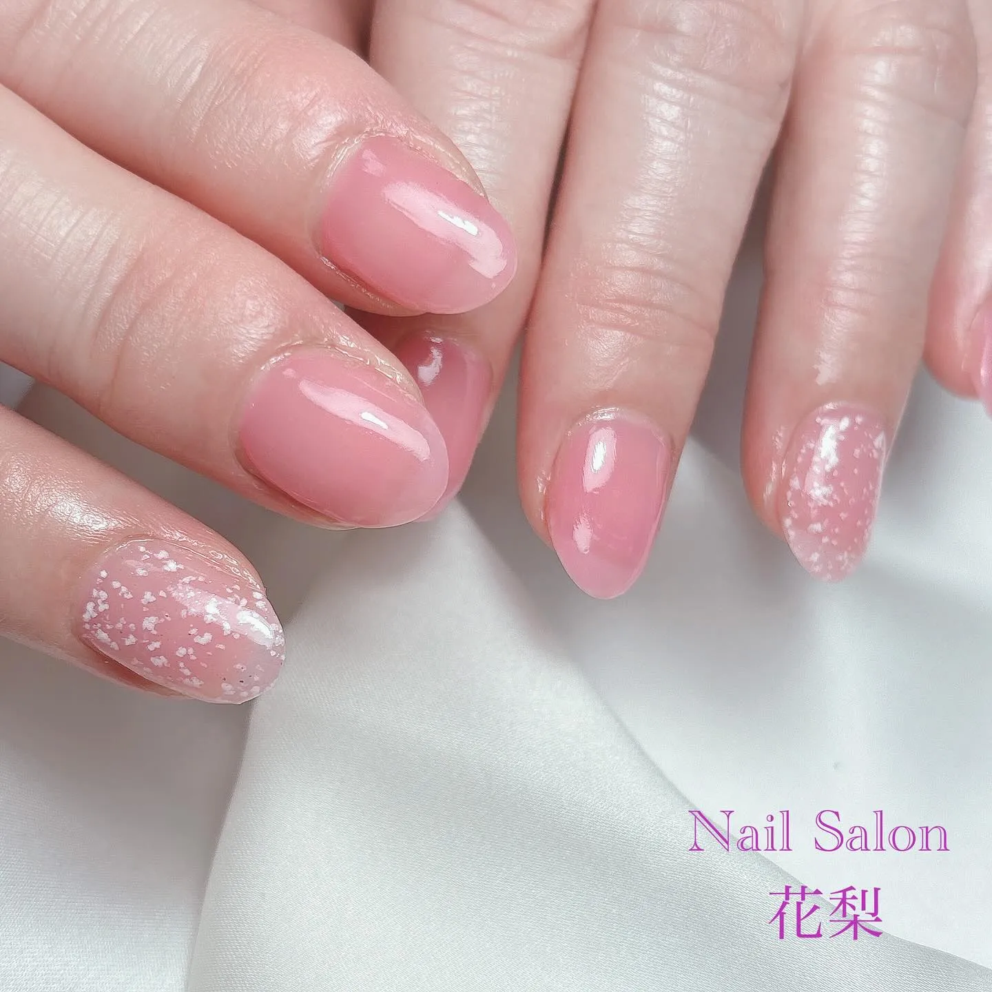 大人可愛いシンプルネイル✨️✨️