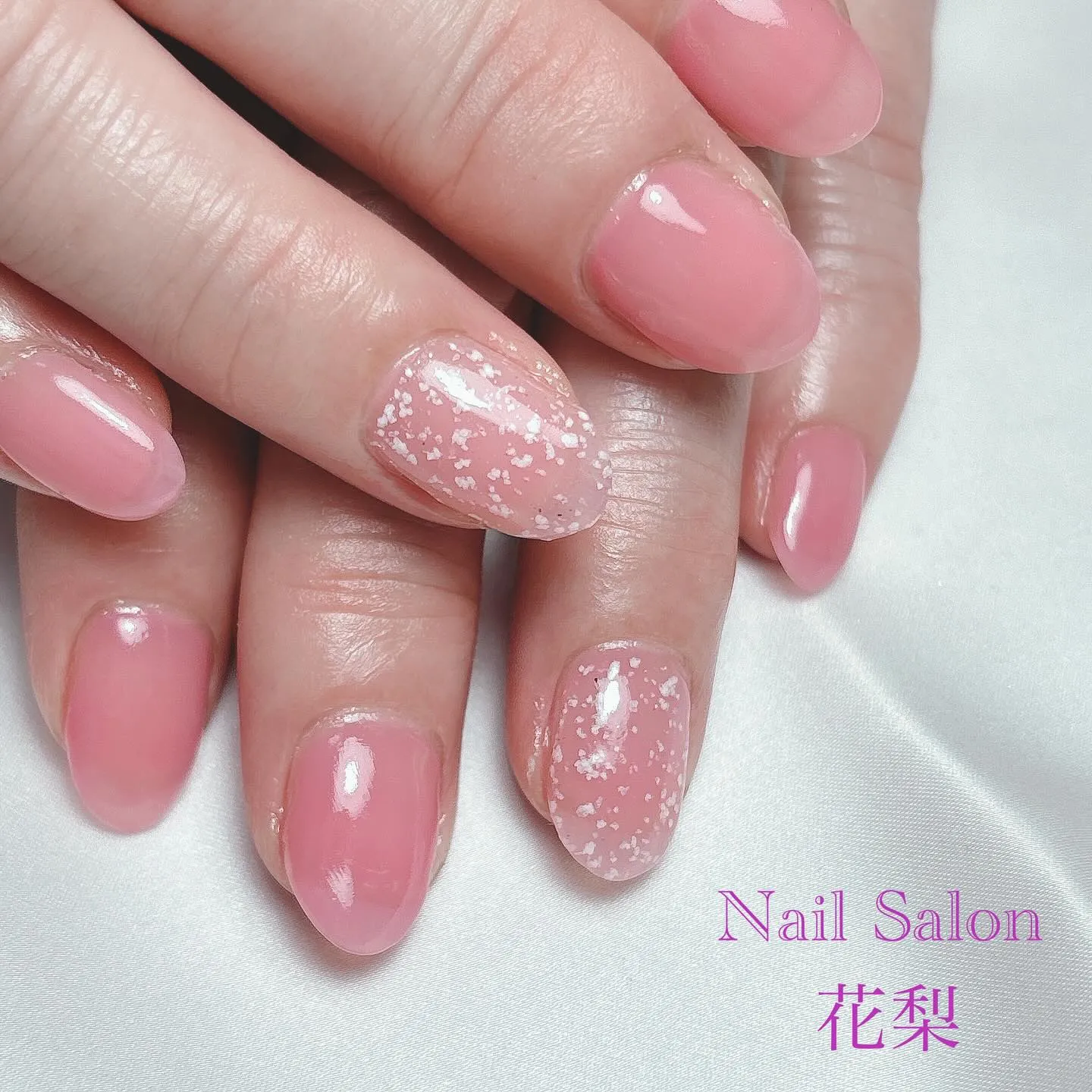 大人可愛いシンプルネイル✨️✨️