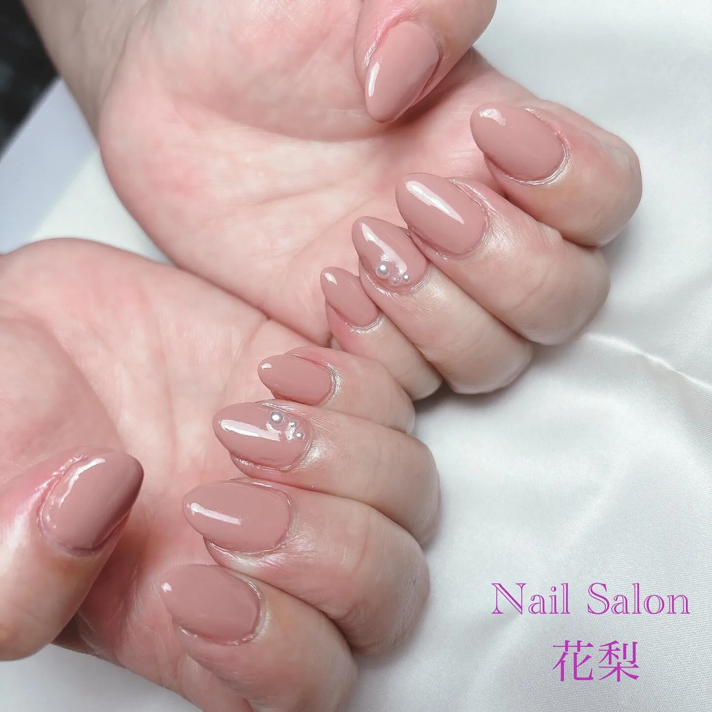 大人可愛いシンプルネイル💅✨