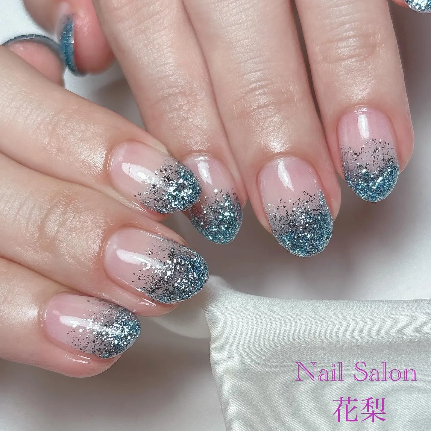 ラメグラデーション✨️💙